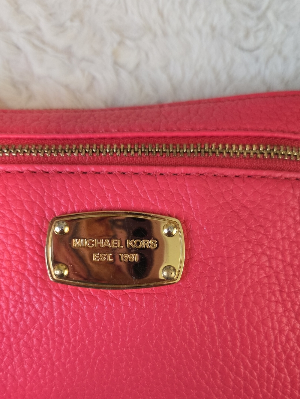 MICHAEL Michael Kors Coral Pink Pebbled Leather Wristlet with Extender - Picture 2 of 7